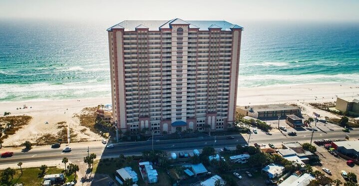 The Florida man who jumped off a hotel balcony died because his parachute failed toopen
